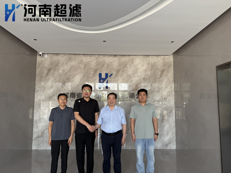 深化校企合作，共謀創(chuàng)新未來